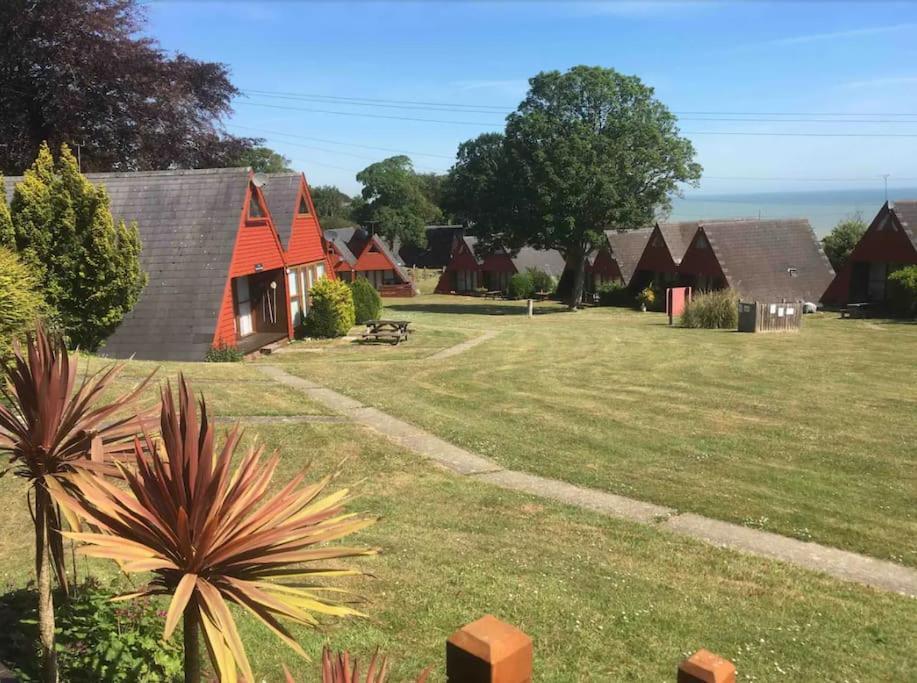Wow! Amazing Sea Views At Coastal Chalet In Kingsdown Park With Pool No 40 Villa Eksteriør bilde